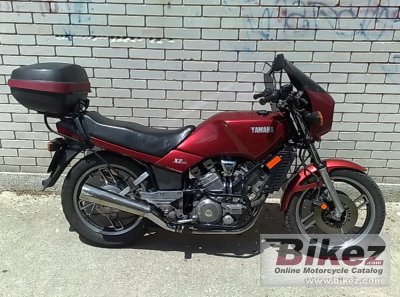 1986 Yamaha XZ 550 photo
